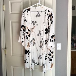 Swimsuit coverup / kimono